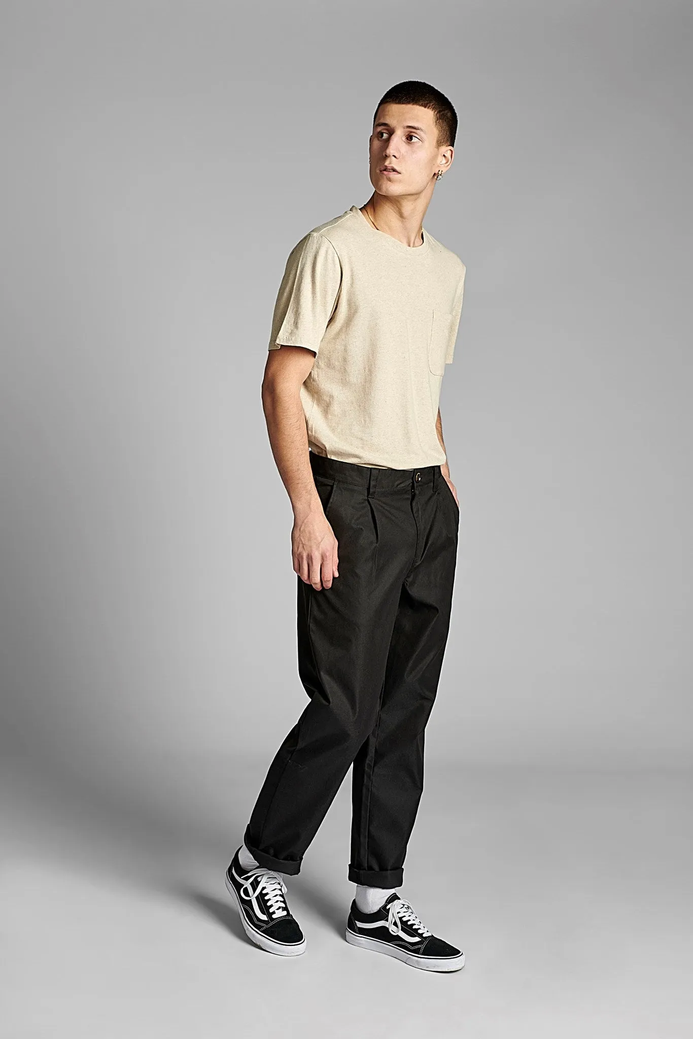 AKJAN  TWILL PANTS - Caviar