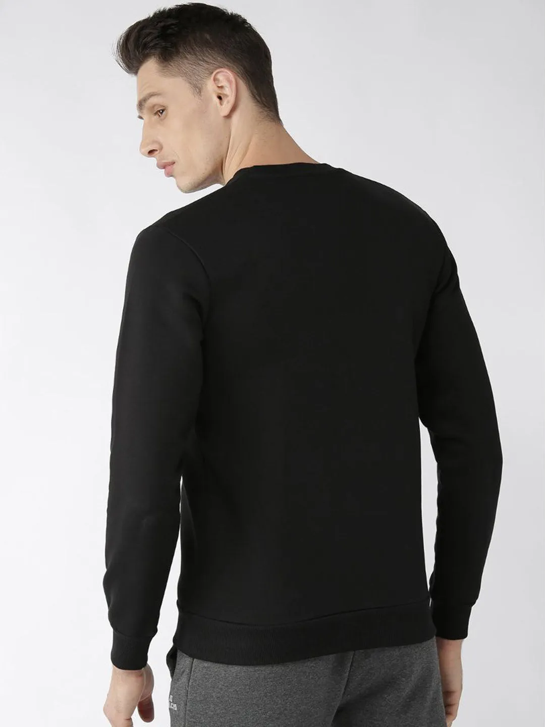 Alcis Men Black Solid Sweatshirt