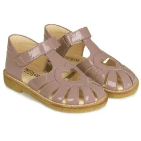 Angulus sandal