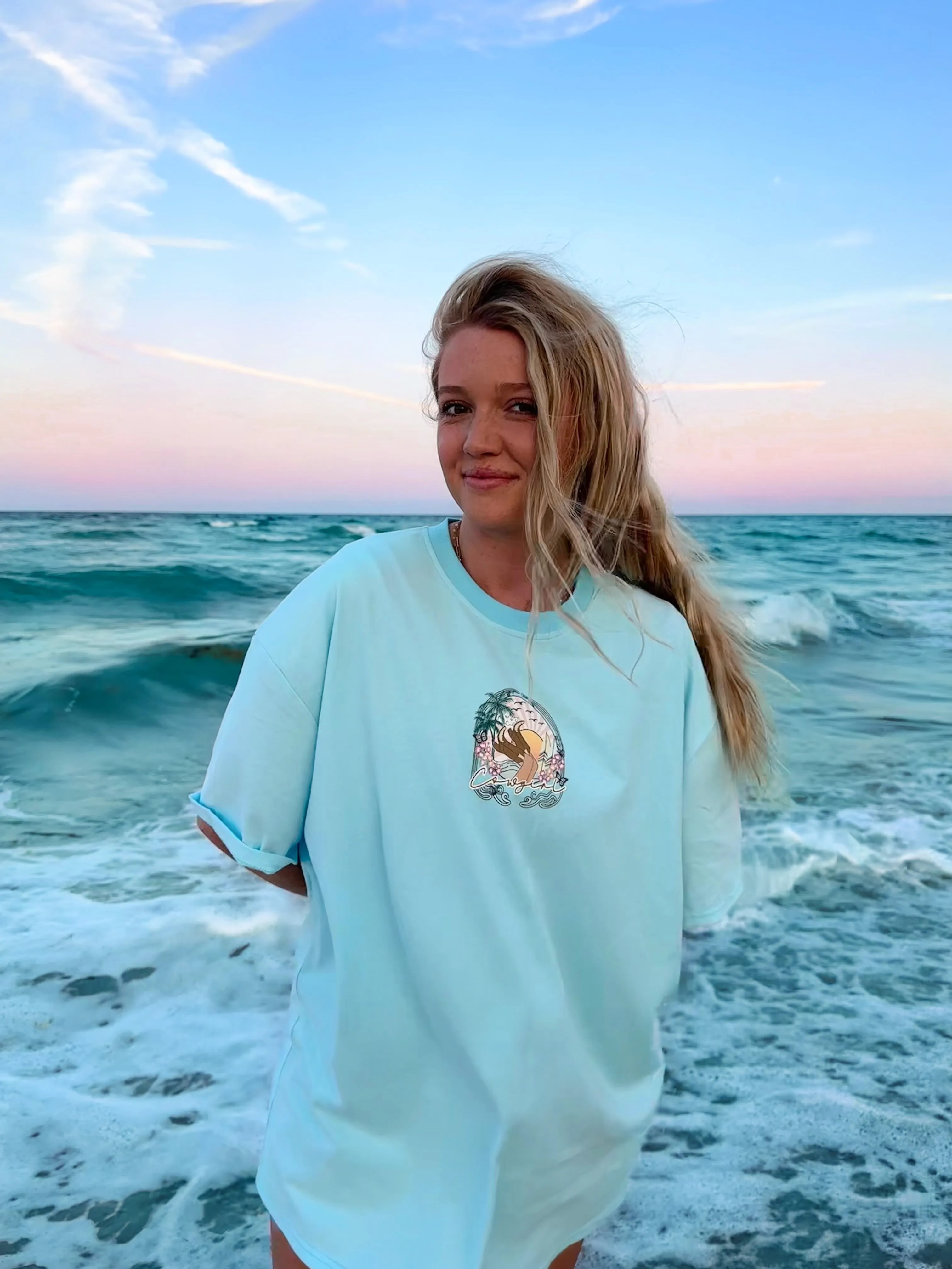 COASTAL COWGIRL TEE