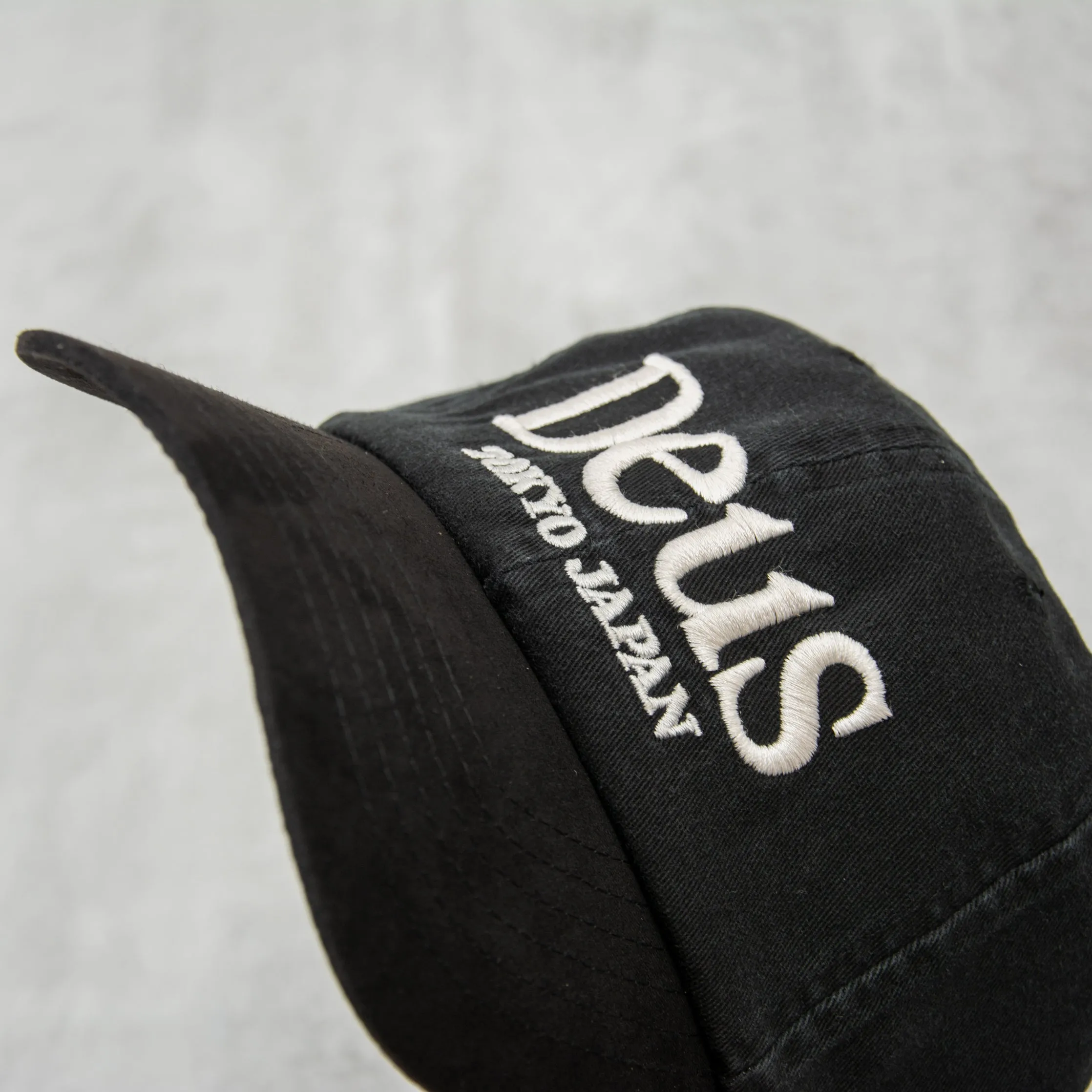 Deus ex Machina Metro Dad Cap - Black