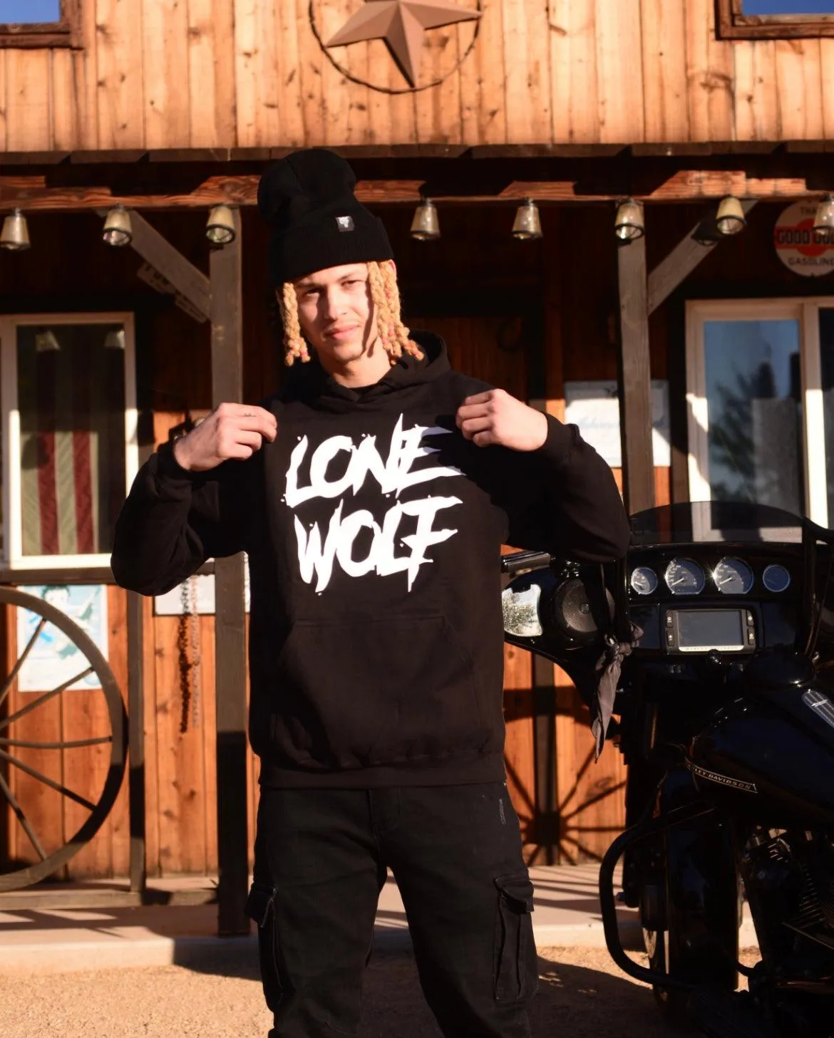 LONE WOLF HOODIE