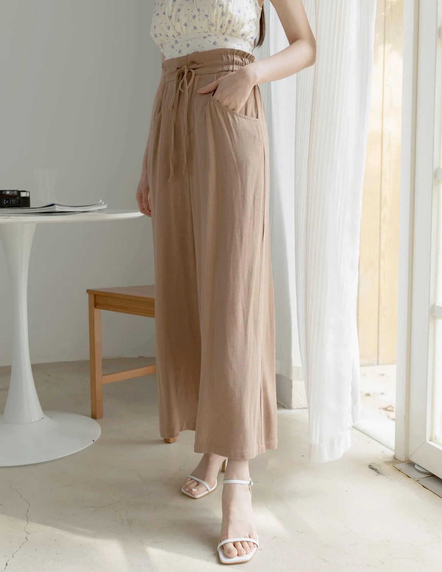 Regina Linen Pants in Tan